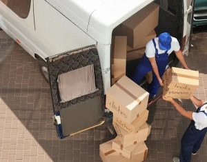 Hiring a Long-Distance Moving Company